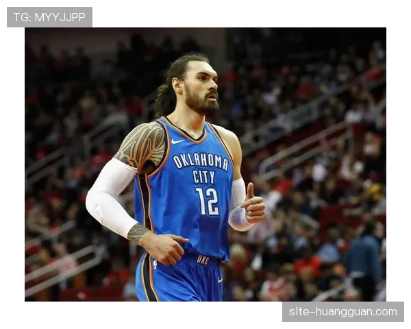 华莱士20+10助攻掌控比赛节奏 雷霆年轻后卫展现成长轨迹